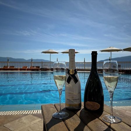 Nuna Hotel Radhimë Dış mekan fotoğraf