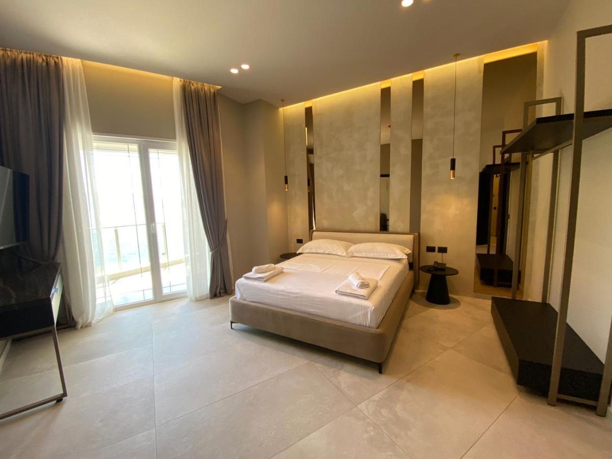 Nuna Hotel Radhimë Dış mekan fotoğraf