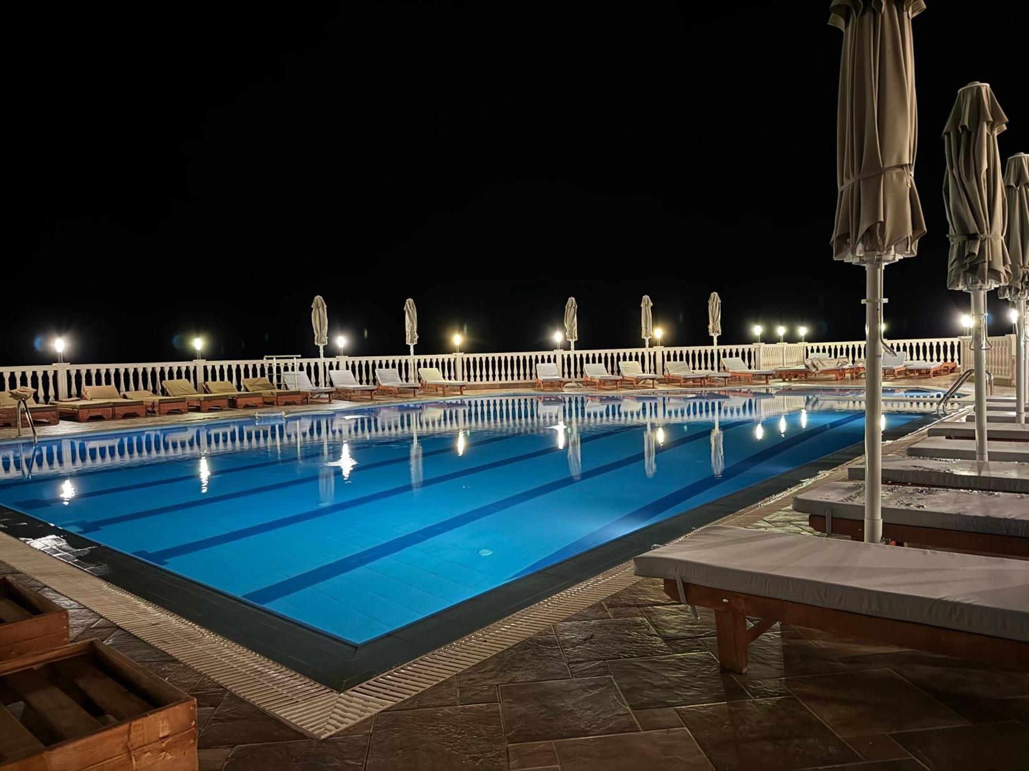 Nuna Hotel Radhimë Dış mekan fotoğraf