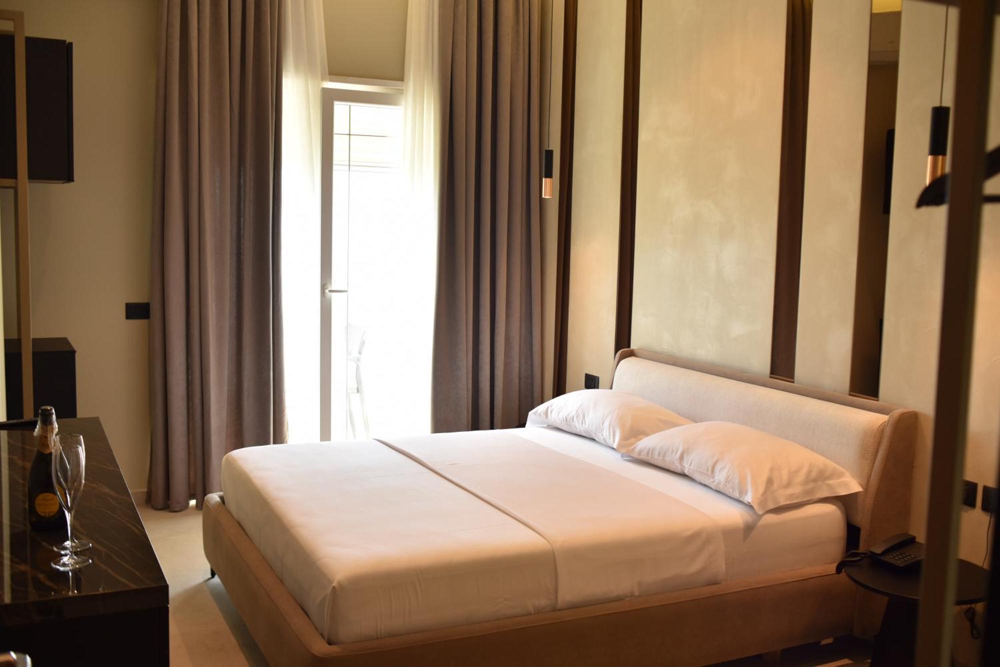 Nuna Hotel Radhimë Oda fotoğraf
