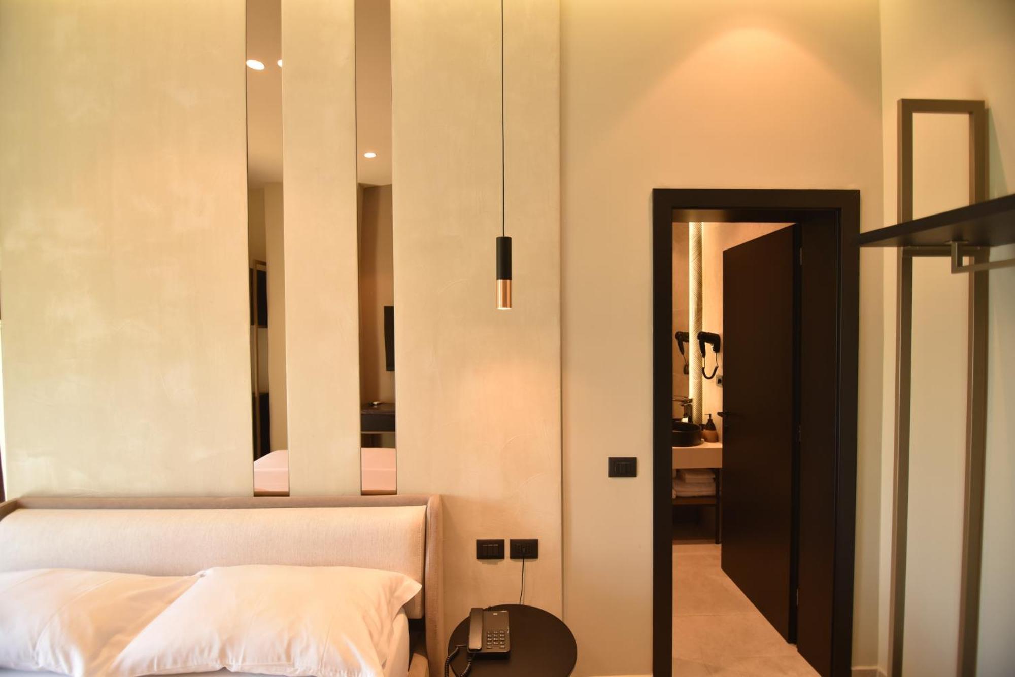 Nuna Hotel Radhimë Oda fotoğraf