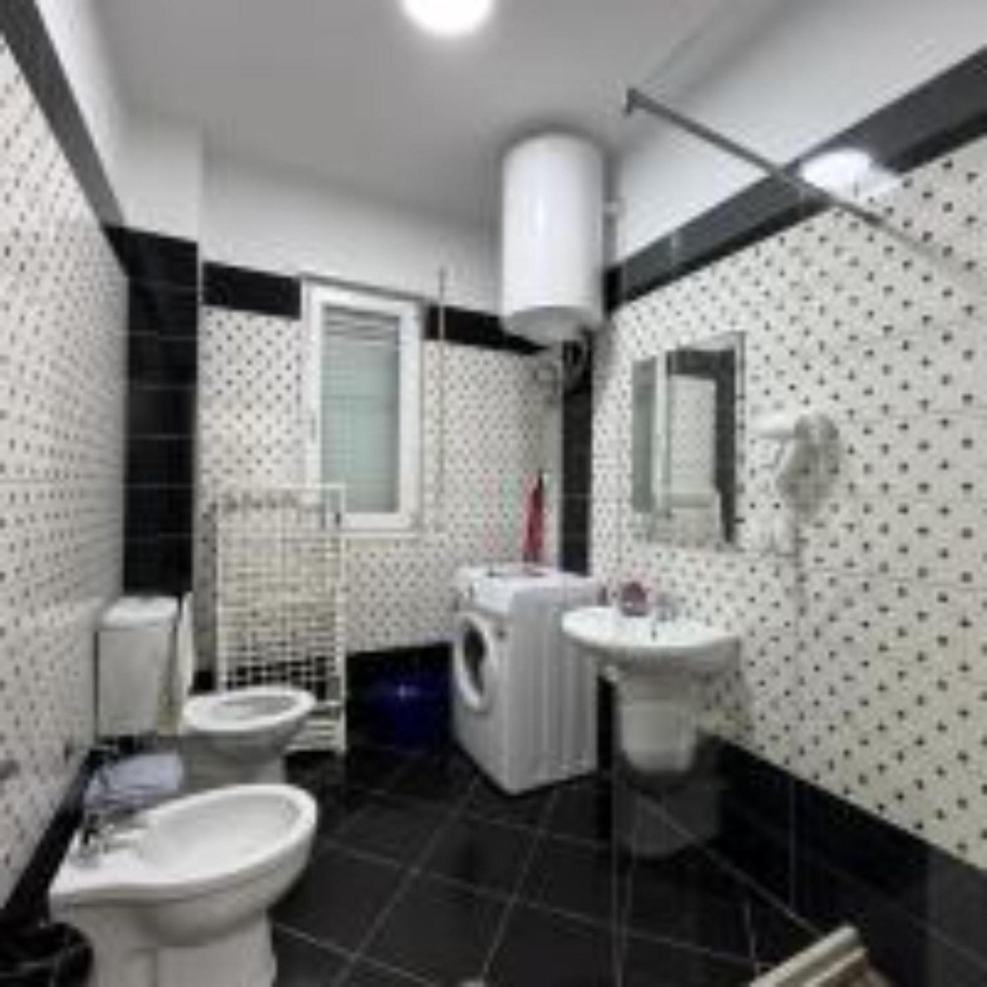 Nuna Hotel Radhimë Dış mekan fotoğraf