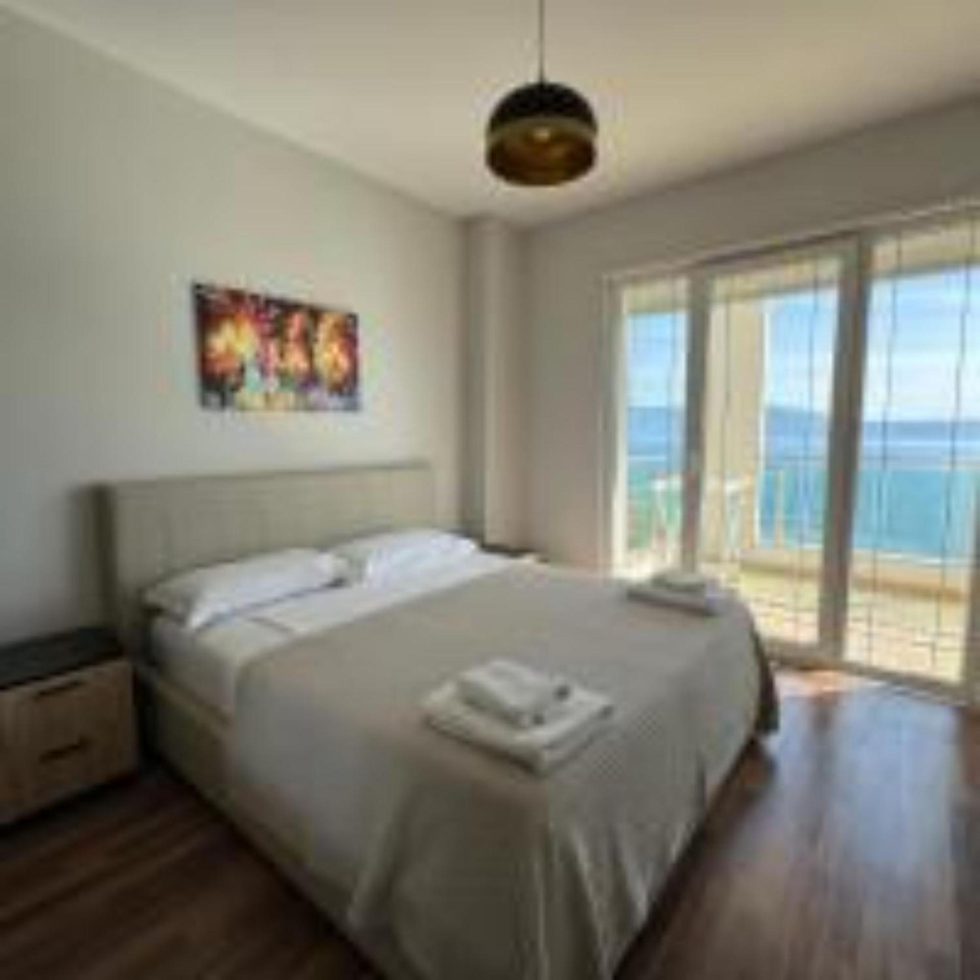 Nuna Hotel Radhimë Dış mekan fotoğraf